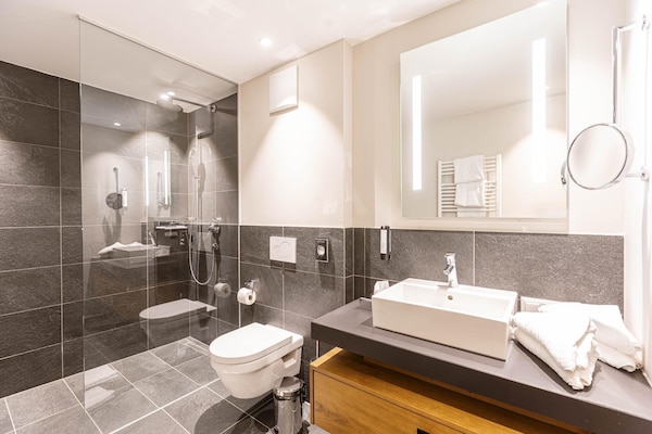 Foto van Gezellig chalet met balkon (zonder borg) - Vakantiehuis in Ehrwald - BathRoom