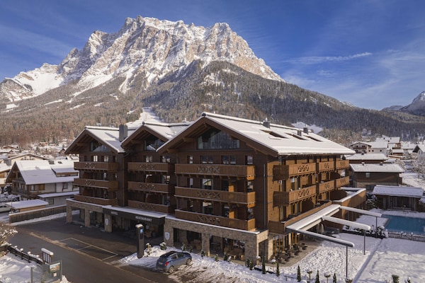 Foto van Gezellig chalet met balkon (zonder borg) - Vakantiehuis in Ehrwald - ExteriorWinter