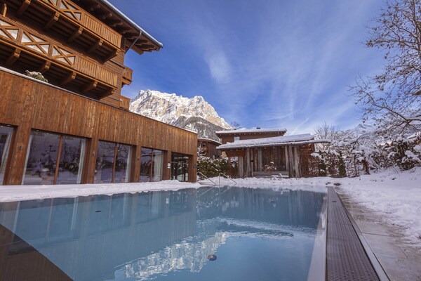 Foto van Gezellig chalet met balkon (zonder borg) - Vakantiehuis in Ehrwald - PoolOfHouse