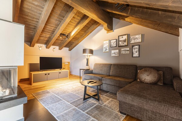 Foto van Gezellig chalet met balkon (zonder borg) - Vakantiehuis in Ehrwald - LivingRoom
