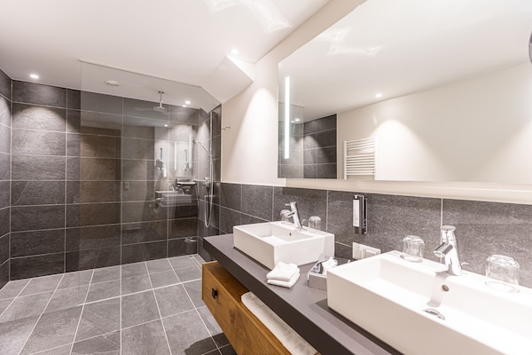 Foto van Prachtig penthouse nabij skigebied (zonder borg) - Vakantiehuis in Ehrwald - BathRoom