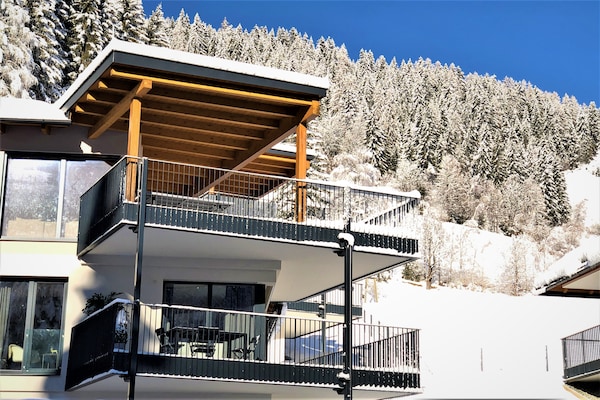Foto van Luxe appartement met een fantastisch bergpanorama - Vakantiehuis in Ebene Reichenau - Outdoor