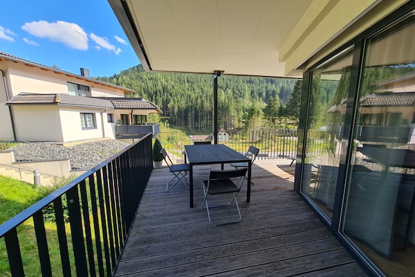 Foto van Luxe appartement met een fantastisch bergpanorama - Vakantiehuis in Ebene Reichenau - terrace