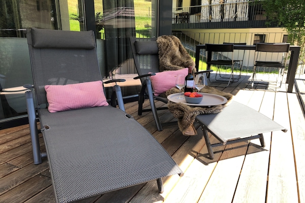 Foto van Luxe appartement met een fantastisch bergpanorama - Vakantiehuis in Ebene Reichenau - TerraceBalcony