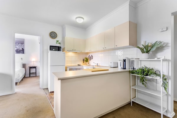 Foto van Chic appartement met 2 slaapkamers nabij Albert Park - Kitchen