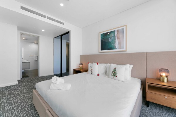 Foto van 3-slaapkamerappartement aan de oceaan met prachtig uitzicht, zwembad en sauna - BedRoom