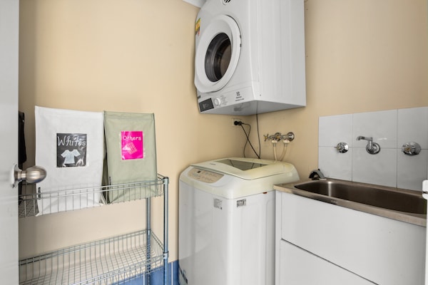 Foto van Ruim 2-slaapkamerapp dichtbij CBD Parramatta - Vakantiehuis in Parramatta - BathRoom