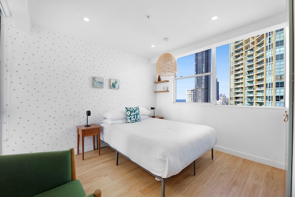 Foto van Verblijf in Surfers Paradise met voorzieningen in resortstijl - BedRoom