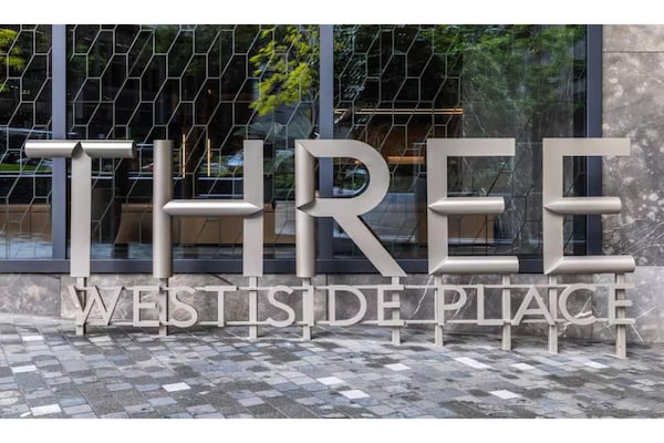 Foto van Skyline & Sea Luxe Verwarmd Zwembad, Fitnessruimte, Sauna, Stoomcabine - HallReception