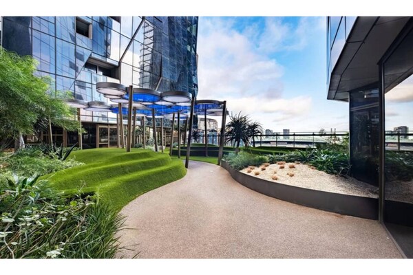 Foto van Skyline & Sea Luxe Verwarmd Zwembad, Fitnessruimte, Sauna, Stoomcabine - GardenSummer