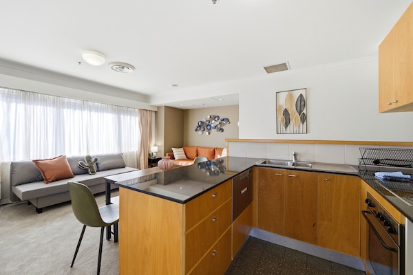 Foto van Stijlvol appartement met 2 slaapkamers, zwembad en parkeergelegenheid. - Kitchen