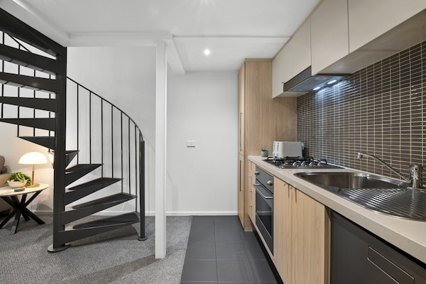 Foto van Heritage Loft | Degraves Lane, Melbourne CBD - Vakantiehuis in Melbourne - Kitchen