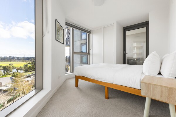Foto van Appartement met 2 slaapkamers en uitzicht op de skyline nabij Flemington - BedRoom