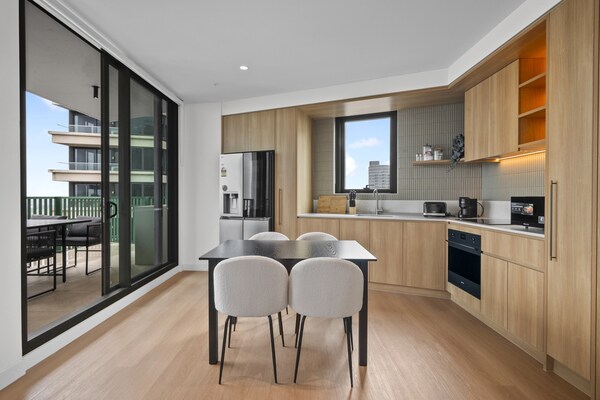 Foto van Appartement met balkon en 3 slaapkamers vlakbij Albert Park - Kitchen