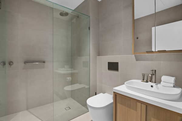 Foto van Verhoogde woning met 3 slaapkamers in Fareham St Kilda - BathRoom