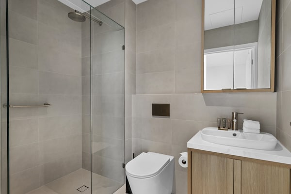 Foto van Skydeck appartement met 2 slaapkamers nabij Albert Park - BathRoom