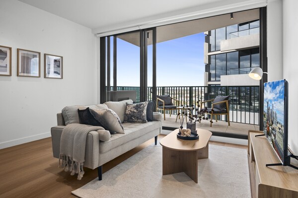 Foto van Appartement met balkon en 2 slaapkamers vlakbij Albert Park - LivingRoom