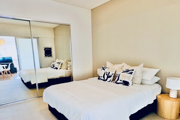 Foto van Stijlvol appartement met 1 slaapkamer in het centrum van Adelaide - BedRoom