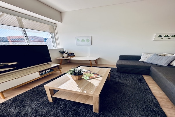 Foto van Stijlvol appartement met 1 slaapkamer in het centrum van Adelaide - LivingRoom