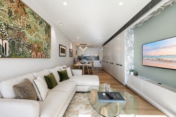 Foto van Appartement met 1 slaapkamer aan het water in Kingston - LivingRoom