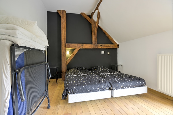 Foto van Groot vakantiehuis voor het hele gezin in Houyet - Vakantiehuis in Houyet - BedRoom