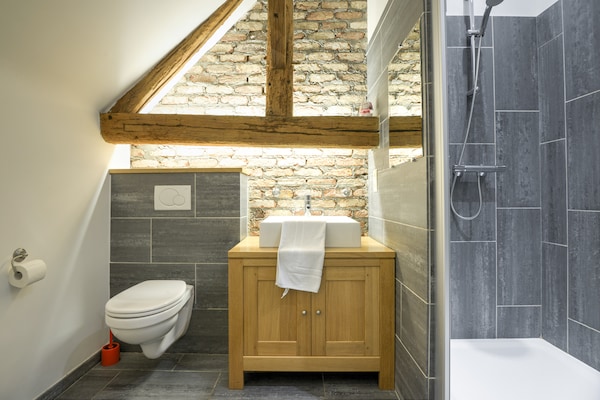Foto van Groot vakantiehuis voor het hele gezin in Houyet - Vakantiehuis in Houyet - BathRoom