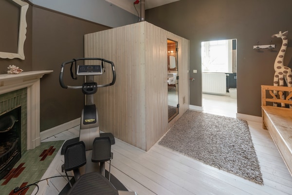 Foto van Luxe spakasteel met zwembad. - Vakantiehuis in Spa - Wellness