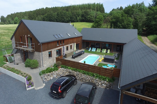 Foto van Villa met verwarmd buitenzwembad en sauna - Vakantiehuis in Manhay (lamormenil) - ExteriorSummer