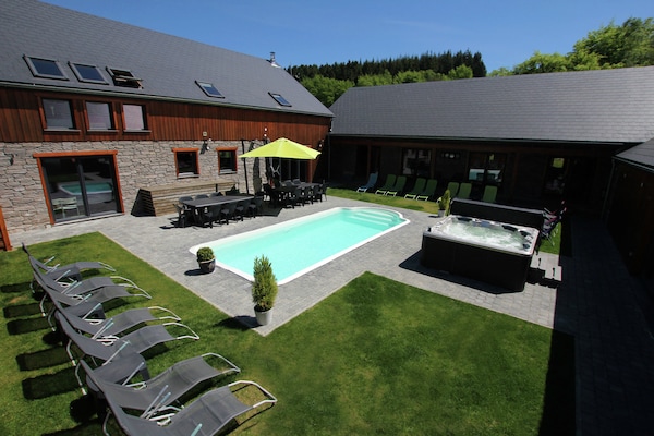Foto van Villa met verwarmd buitenzwembad en sauna - Vakantiehuis in Manhay (lamormenil) - PoolOfHouse