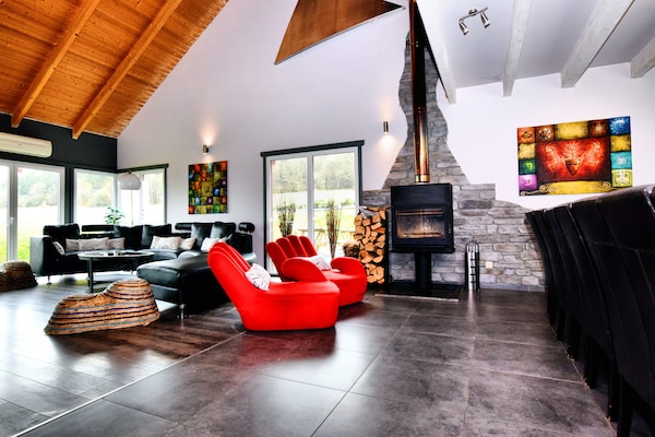 Foto van Villa met verwarmd buitenzwembad en sauna - Vakantiehuis in Manhay (lamormenil) - LivingRoom