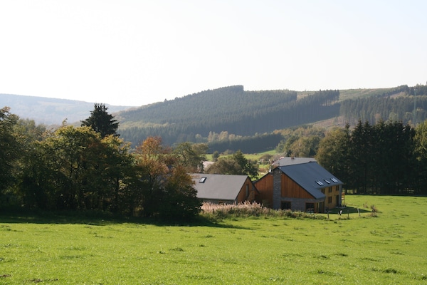 Foto van Villa met verwarmd buitenzwembad en sauna - Vakantiehuis in Manhay (lamormenil) - ViewSummer