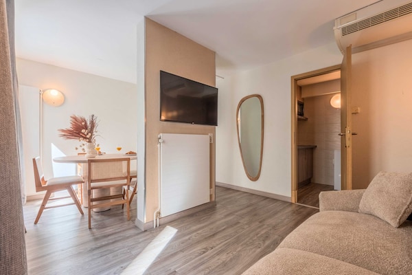 Foto van Charmant appartement - AC 1BR/4P - Genève - Vakantiehuis in Genève - Untagged