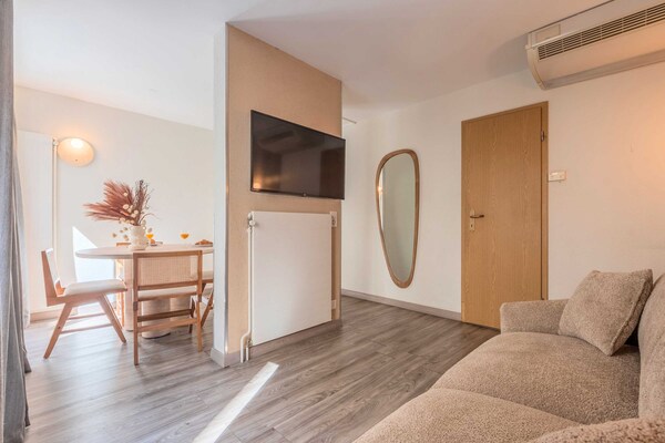Foto van Charmant appartement - AC 1BR/4P - Genève - Vakantiehuis in Genève - Untagged