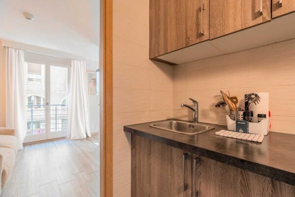 Foto van Charmant appartement - AC 1BR/4P - Genève - Vakantiehuis in Genève - Untagged