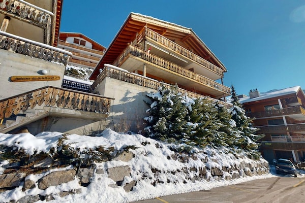 Foto van Luxe appartement in Veysonnaz - Vakantiehuis in Veysonnaz - ExteriorSummer