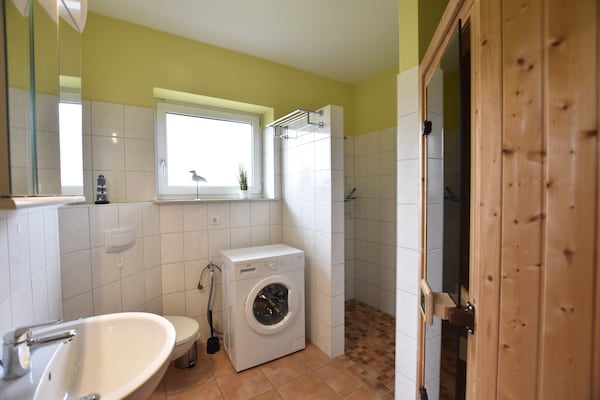 Foto van Groepsvakantie in een vakantiehuis in Zierow voor 12 gasten - BathRoom