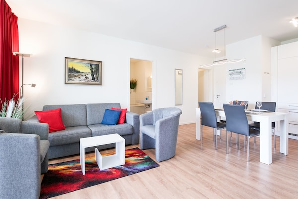 Foto van Huis met toegang tot een spa vlakbij de zee - Vakantiehuis in Travemünde - LivingRoom
