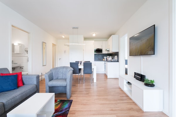 Foto van Huis met toegang tot een spa vlakbij de zee - Vakantiehuis in Travemünde - LivingRoom