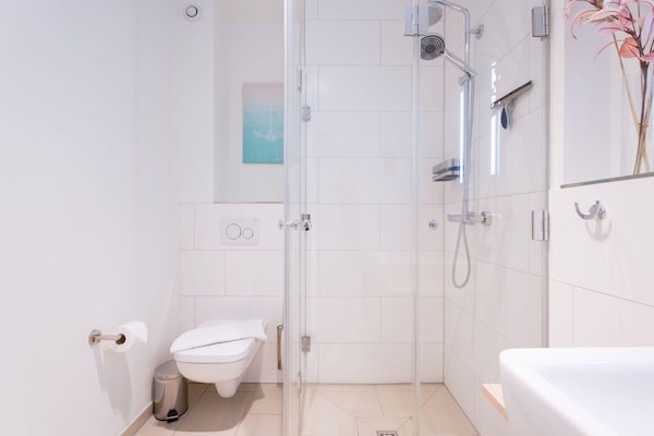 Foto van Parkside Nook met sauna - Vakantiehuis in Travemünde - BathRoom