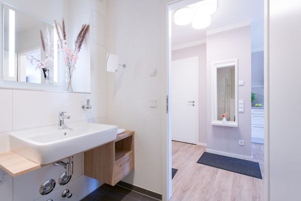 Foto van Oostappartement met gedeelde spa - Vakantiehuis in Travemünde - BathRoom