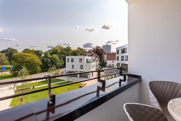 Foto van Rustplek met uitzicht op het park - Vakantiehuis in Travemünde - TerraceBalcony