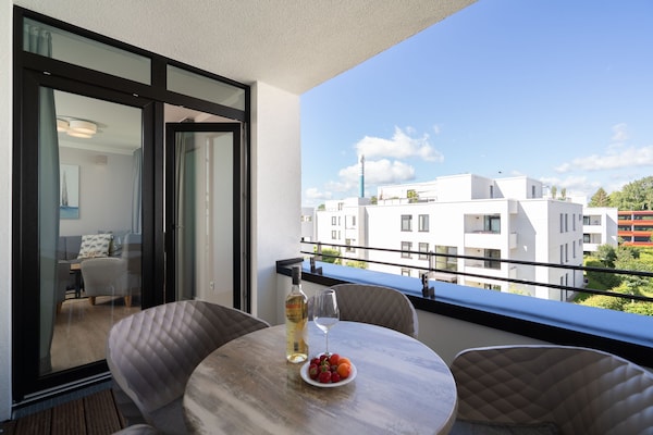 Foto van Modern vakantieappartement met zonnige loggia - Vakantiehuis in Travemünde - TerraceBalcony