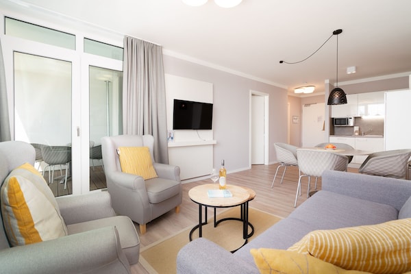 Foto van Zonverlichte Baltische Retreat voor 4 - Vakantiehuis in Travemünde - LivingRoom