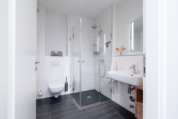 Foto van Zonverlichte Baltische Retreat voor 4 - Vakantiehuis in Travemünde - BathRoom