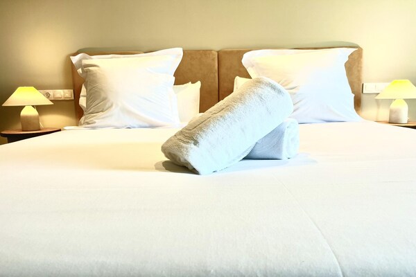 Foto van Appartement La Plaza 2 Deluxe met jacuzzi - Vakantiehuis in Alicante - BedRoom