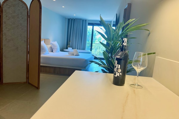 Foto van Appartement La Plaza 2 Deluxe met jacuzzi - Vakantiehuis in Alicante - Ambiance