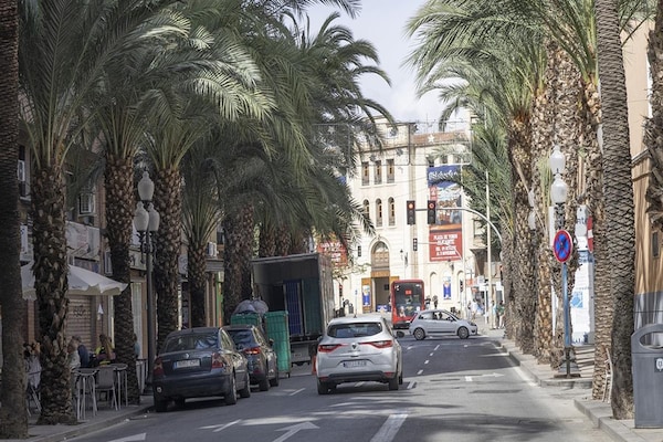 Foto van Appartement La Plaza 2 Deluxe met jacuzzi - Vakantiehuis in Alicante - AreaSummer20KM