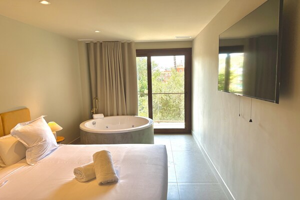Foto van Appartement La Plaza 2 Deluxe met jacuzzi - Vakantiehuis in Alicante - BedRoom