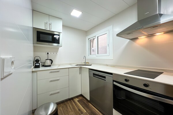 Foto van Appartement in Blanes met Uitzicht op Zee - Vakantiehuis in Blanes - Kitchen