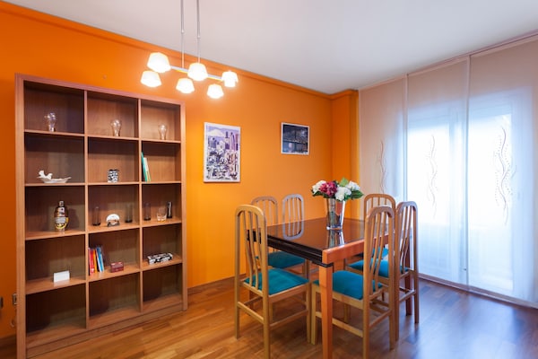 Foto van Appartement in Lloret de Mar bij het Strand - Vakantiehuis in Lloret de Mar - DiningRoom